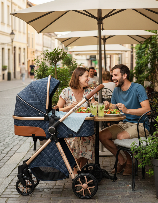 Bébé endormi sans sa poussette 3 en 1 et papa et maman au restaurant