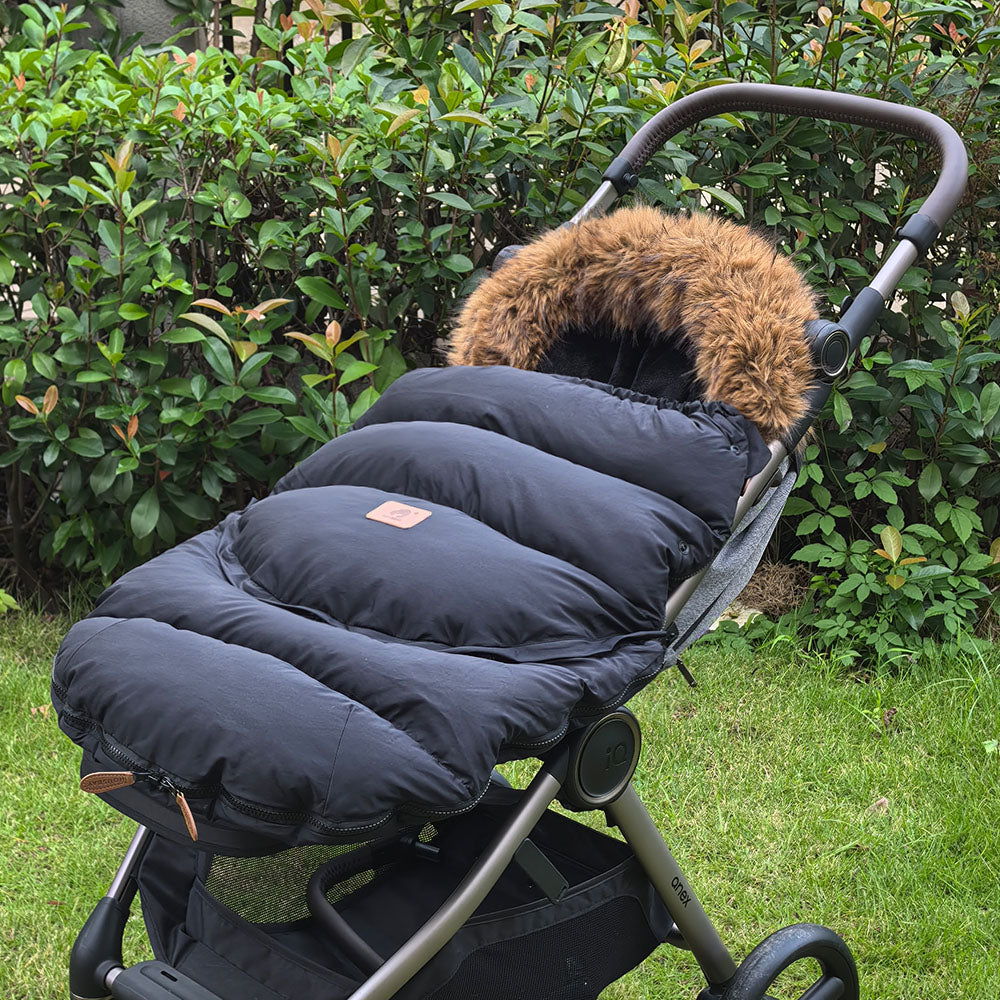 chancelière bébé noire installation facile sur la poussette