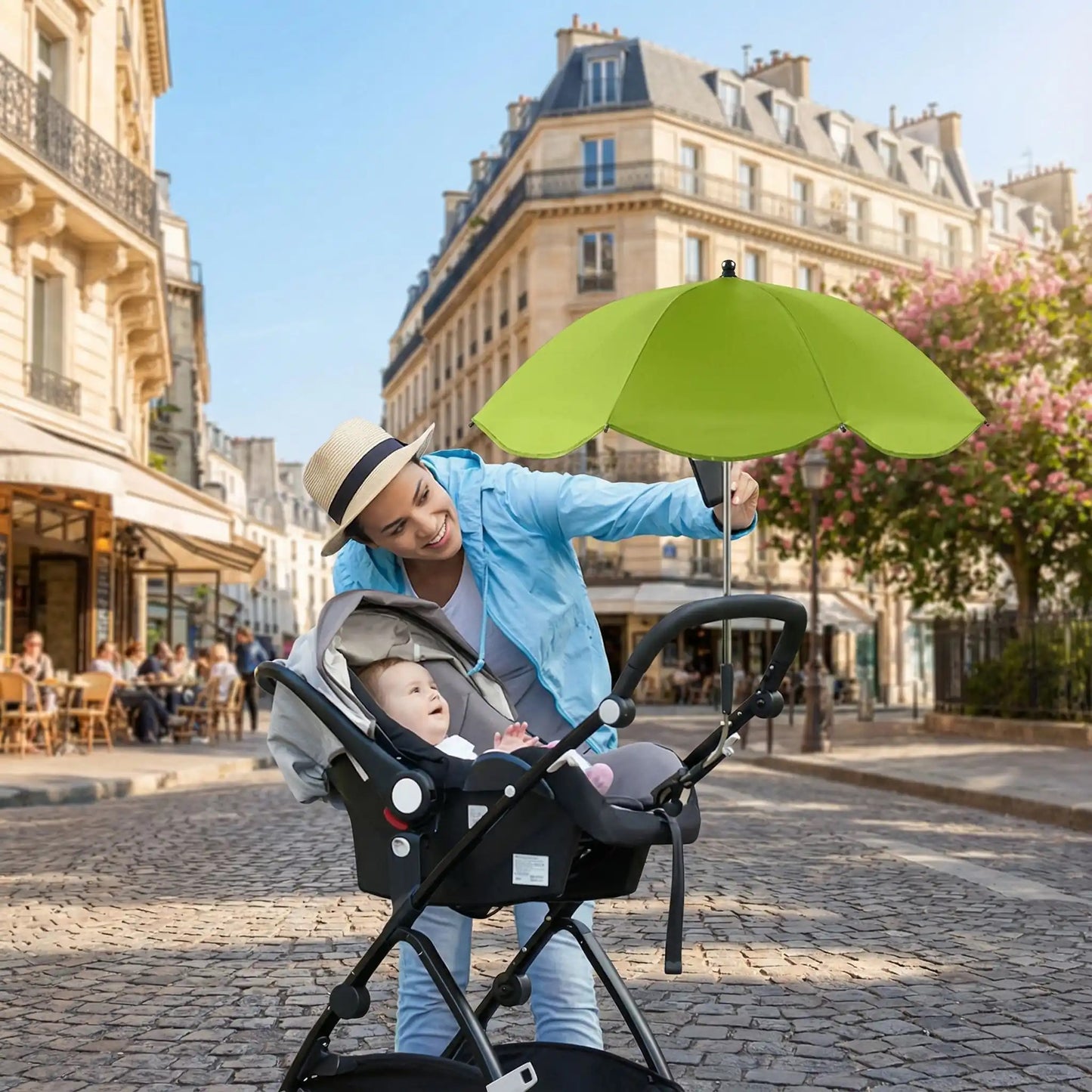 Ombrelle poussette bébé et maman à paris